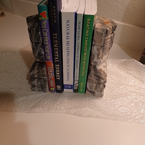 Mayan marble carved statues / bookends - Picture 5 of 10